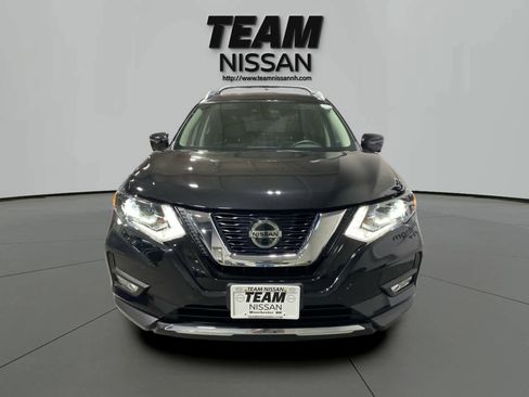 Certified 2018 Nissan Rogue SL w/ Premium Package image 2