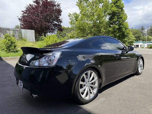 Used 2010 INFINITI G37 Journey w/ Premium Pkg RWD image 5