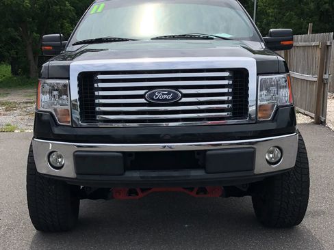 Used 2011 Ford F150 XLT w/ XLT Chrome Pkg RWD image 8