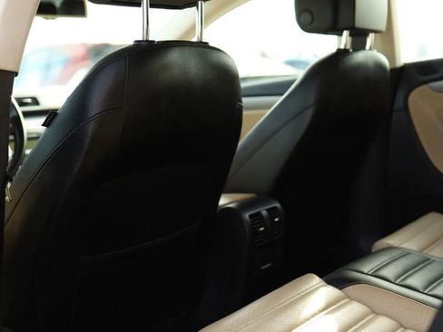 Used 2013 Volkswagen CC R-Line image 37