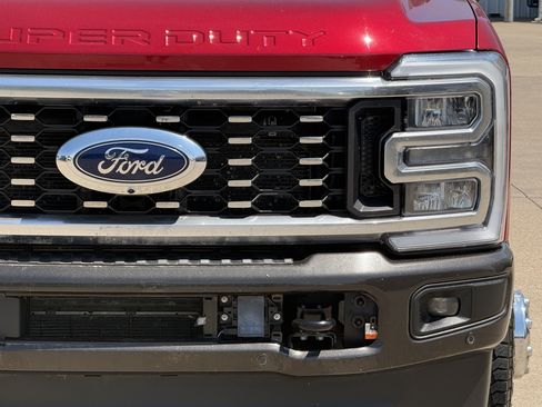 Used 2024 Ford F350 King Ranch AWD/4WD image 11