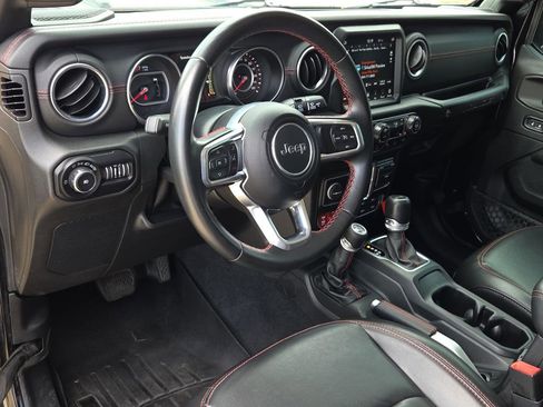 Used 2020 Jeep Wrangler Unlimited Rubicon w/ Quick Order Package 28Y Recon image 15