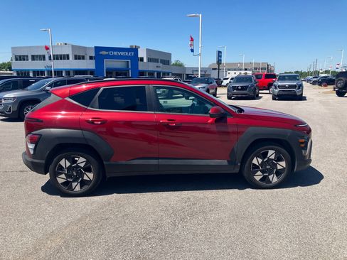 Used 2025 Hyundai Kona SEL FWD image 7