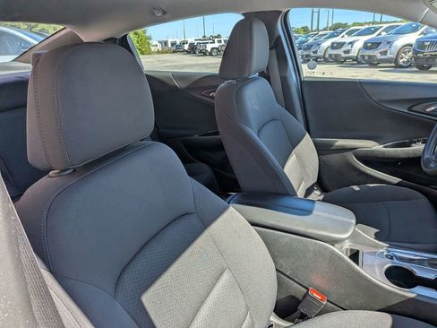 Used 2023 Chevrolet Malibu LT image 27