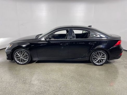 Used 2018 Lexus IS 300 AWD image 6