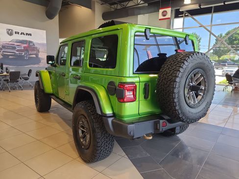 New 2025 Jeep Wrangler Unlimited Rubicon 392 image 12