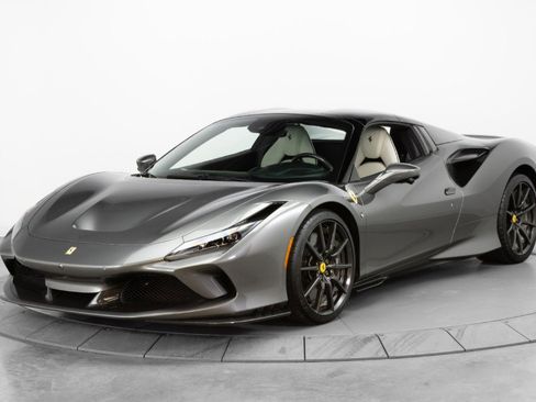 Certified 2023 Ferrari F8 Tributo image 11