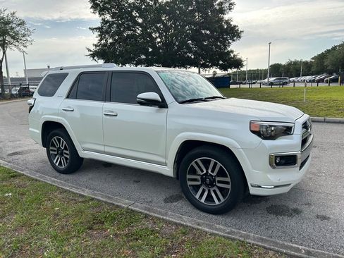 Used 2023 Toyota 4Runner Limited RWD image 8