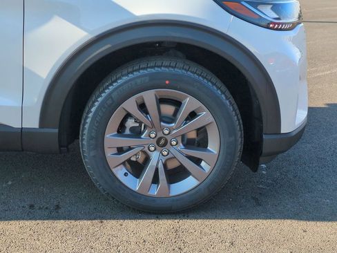 New 2026 Ford Explorer Active w/ Active Comfort Package AWD/4WD image 24