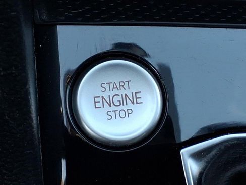 Certified 2023 Volkswagen Taos SEL image 19