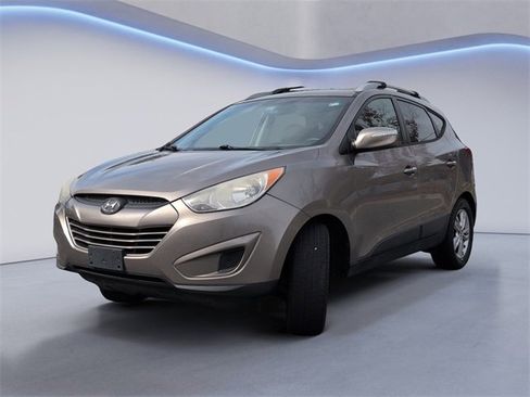Used 2012 Hyundai Tucson GLS image 11