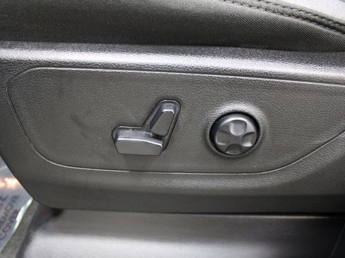 Used 2020 RAM 1500 Big Horn image 13