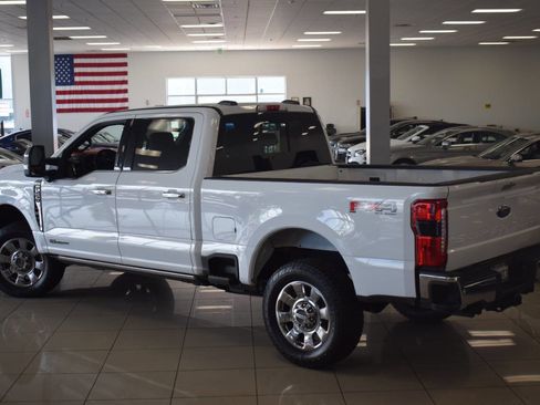 Used 2023 Ford F250 Lariat w/ Chrome Package AWD/4WD image 39