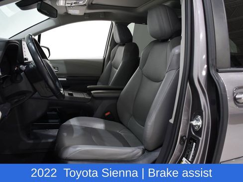 Used 2022 Toyota Sienna XLE w/ XLE Plus Package FWD image 21
