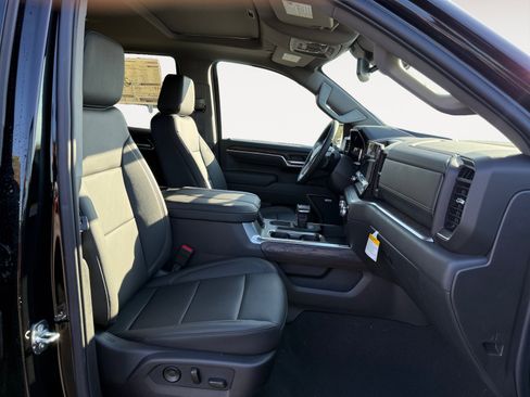 New 2026 GMC Sierra 1500 SLT w/ SLT Premium Plus Package image 19