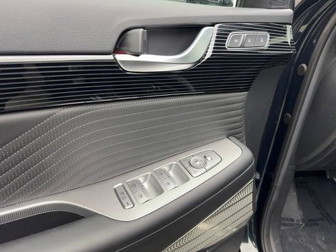 Used 2024 Hyundai Palisade Calligraphy image 30