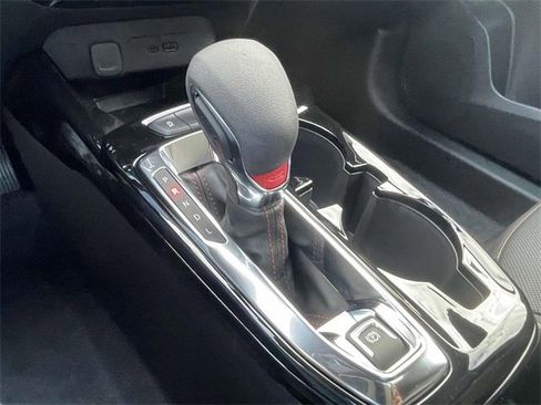 New 2026 Chevrolet Trax RS w/ Sunroof Package image 16