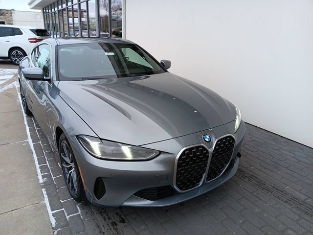 New 2025 BMW 430i xDrive Coupe w/ Convenience Package AWD/4WD image 1