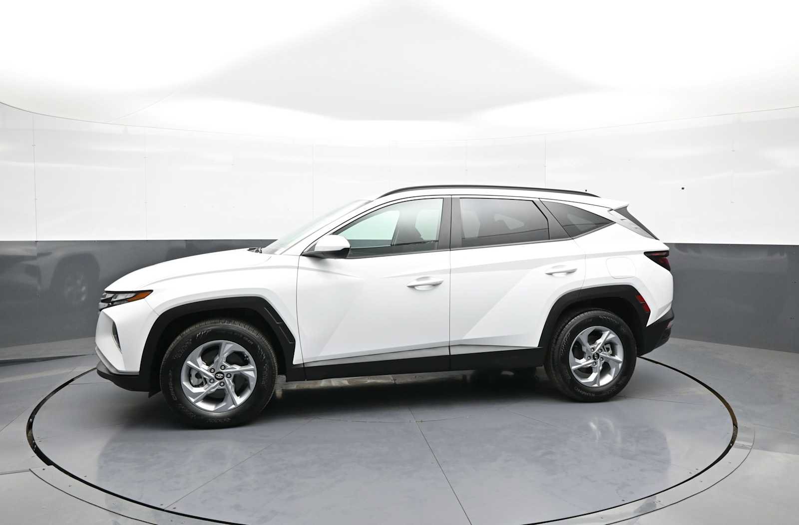 Used 2024 Hyundai Tucson SEL AWD/4WD image 9