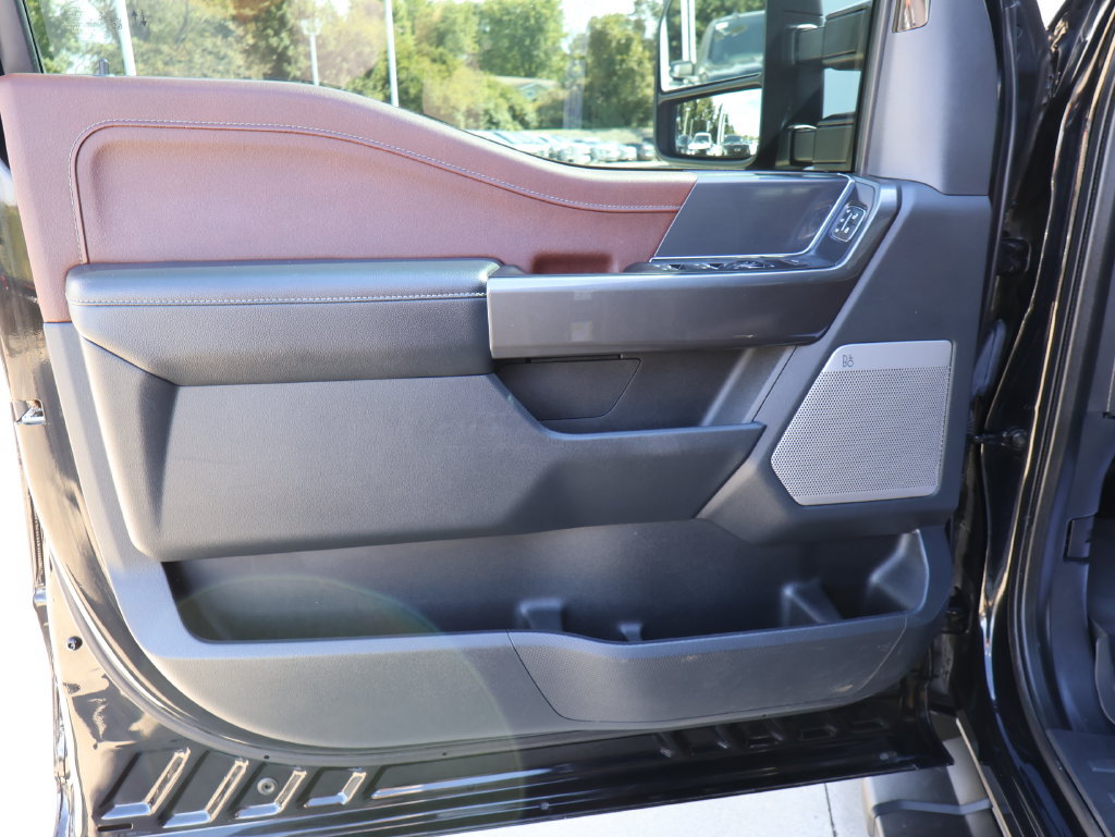 Used 2021 Ford F150 Lariat w/ Equipment Group 502A High AWD/4WD image 12