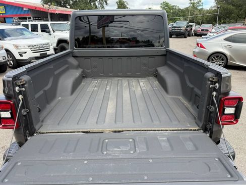 Used 2020 Jeep Gladiator Rubicon AWD/4WD image 9