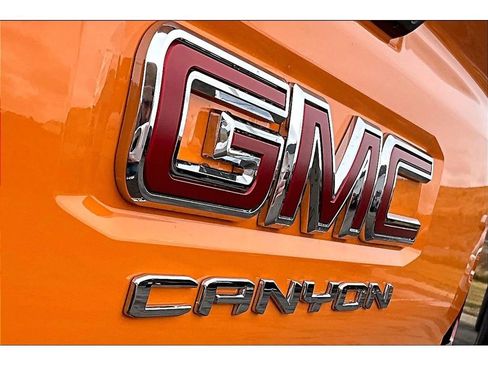 New 2026 GMC Canyon AT4 w/ Technology Plus Package image 9