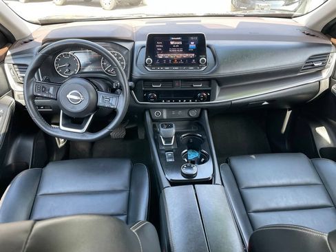 Certified 2023 Nissan Rogue SV w/ SV Premium B Package AWD/4WD image 11