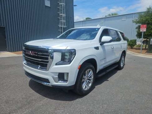 Used 2023 GMC Yukon SLT w/ SLT Premium Package AWD/4WD image 1