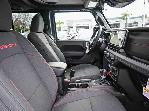 New 2026 Jeep Wrangler Unlimited Rubicon image 31