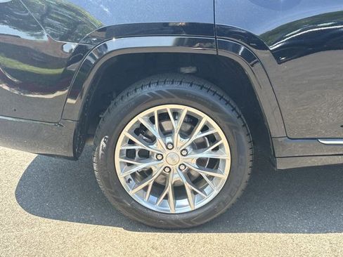 Used 2021 Jeep Grand Cherokee L Summit w/ Trailer Tow Group (B) RWD image 22