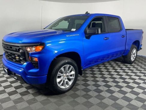 New 2025 Chevrolet Silverado 1500 Custom image 8
