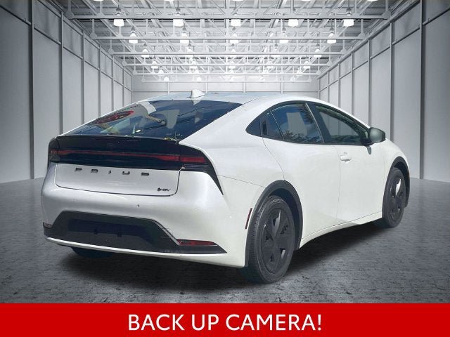 Used 2025 Toyota Prius LE FWD image 8