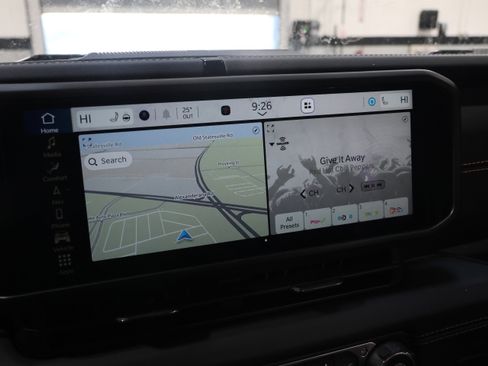 Used 2024 Jeep Wrangler Sahara w/ Technology Group image 22