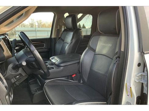 Used 2022 RAM 3500 Laramie image 25