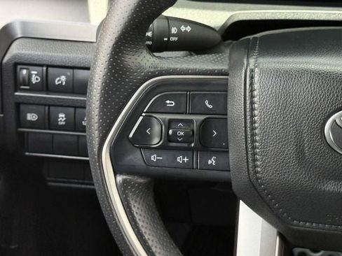 Used 2025 Toyota 4Runner TRD Sport AWD/4WD image 19