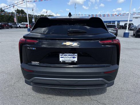 New 2026 Chevrolet Blazer EV LT image 4