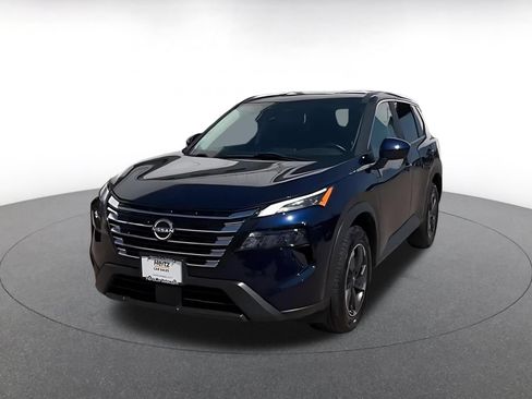 Used 2025 Nissan Rogue SV AWD/4WD image 7