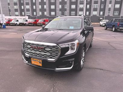 Used 2022 GMC Terrain Denali w/ LPO, Floor Liner Package