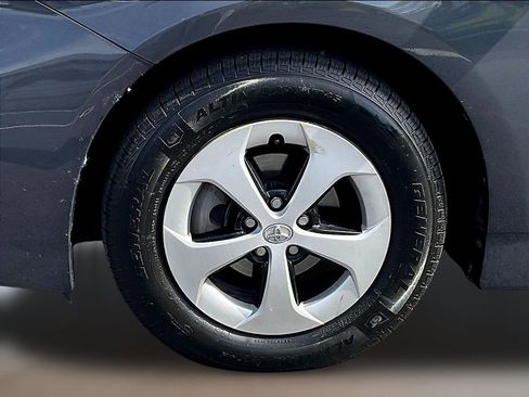 Used 2015 Toyota Prius Two FWD image 34