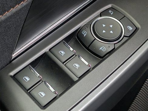 Used 2025 Ford F150 Lariat w/ Equipment Group 501A Mid image 21