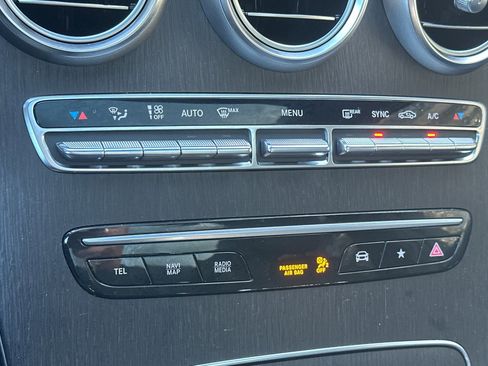 Used 2022 Mercedes-Benz GLC 300 4MATIC image 20