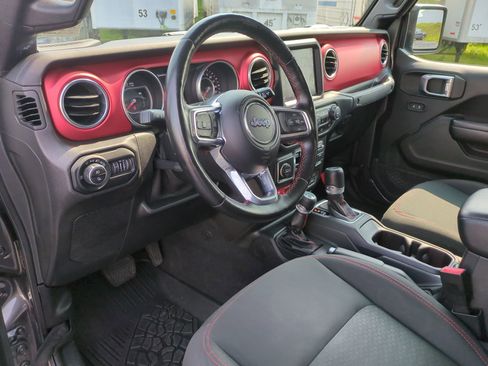 Used 2020 Jeep Gladiator Rubicon image 10