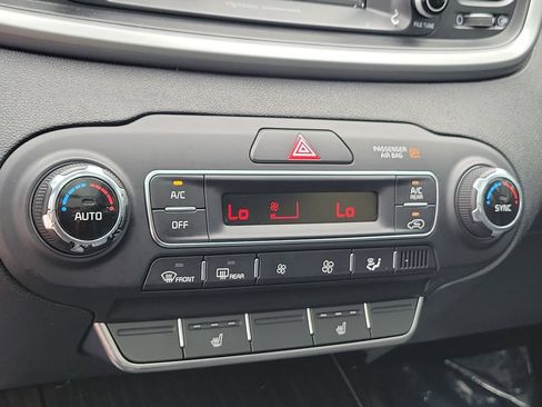 Used 2019 Kia Sorento EX AWD/4WD image 31
