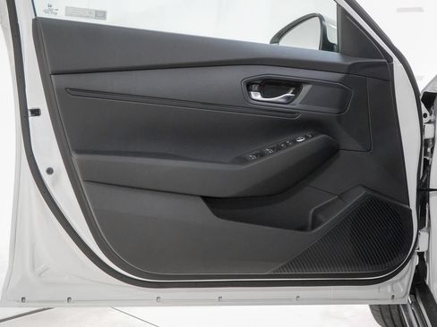 New 2026 Honda Accord LX image 17