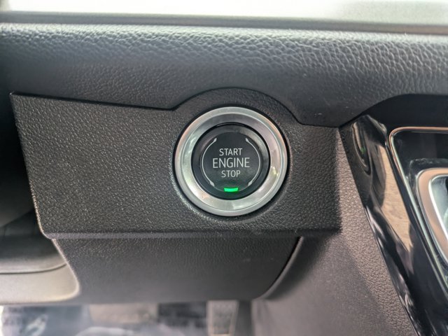 Used 2024 Chevrolet Traverse LT AWD/4WD image 28