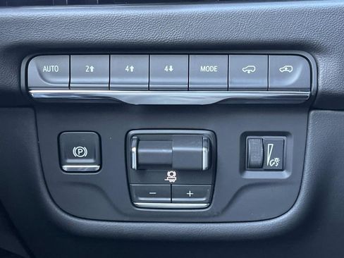 New 2026 Cadillac Escalade Luxury image 31