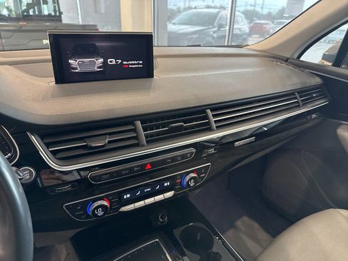 Used 2017 Audi Q7 3.0T Premium Plus image 18
