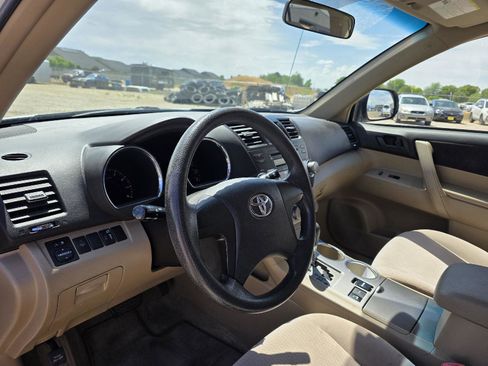 Used 2008 Toyota Highlander 4WD image 8