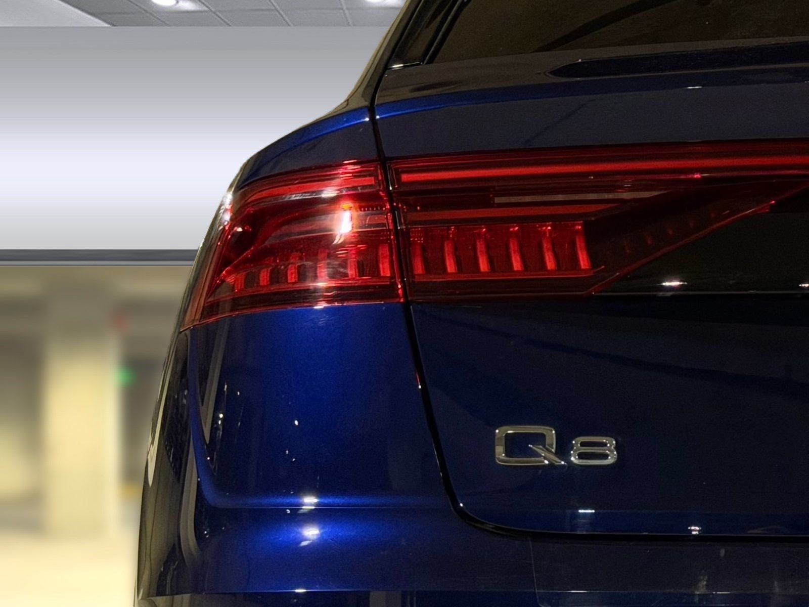 Used 2020 Audi Q8 Prestige w/ Prestige Package AWD/4WD image 29