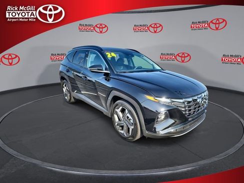 Used 2024 Hyundai Tucson Limited FWD image 2